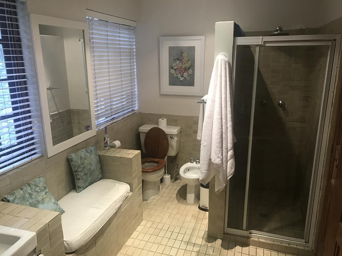 Waterfall Cottages ヨハネスブルグ エクステリア 写真